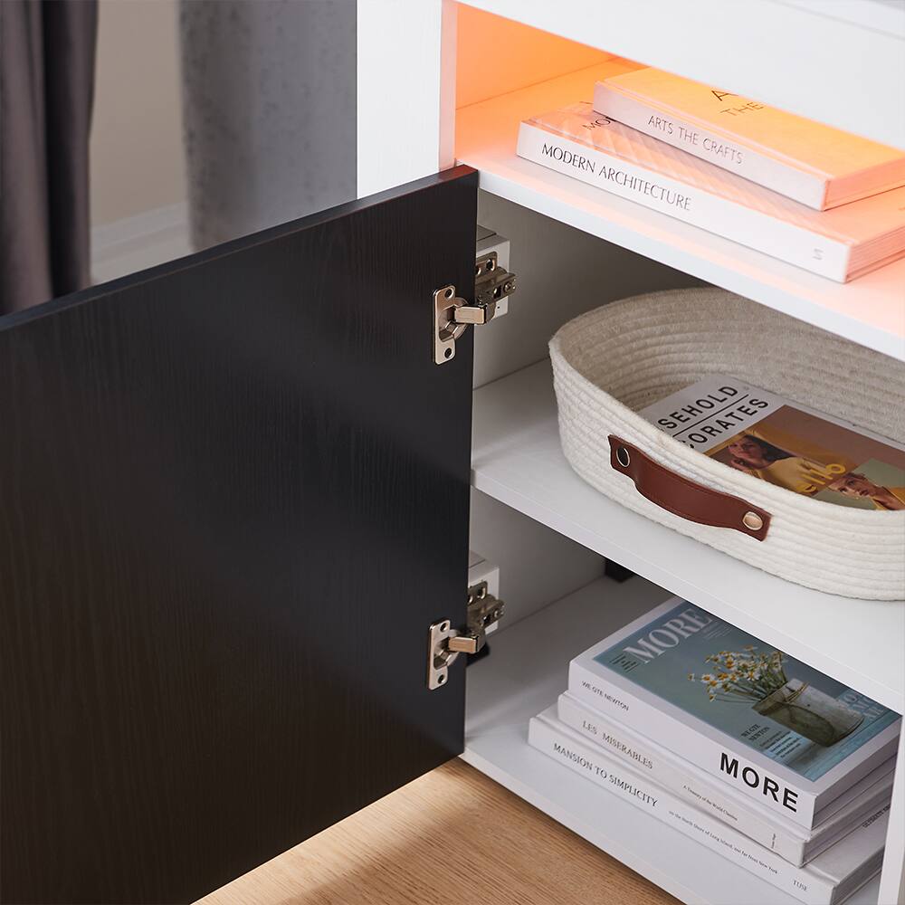 THE ARTS THE MODERN CRAFTS ARCHITECTURE  
SEHOLD ORATES  
MORE  
LES MISERABLES  
MANSION TO SIMPLICITY  
MORE