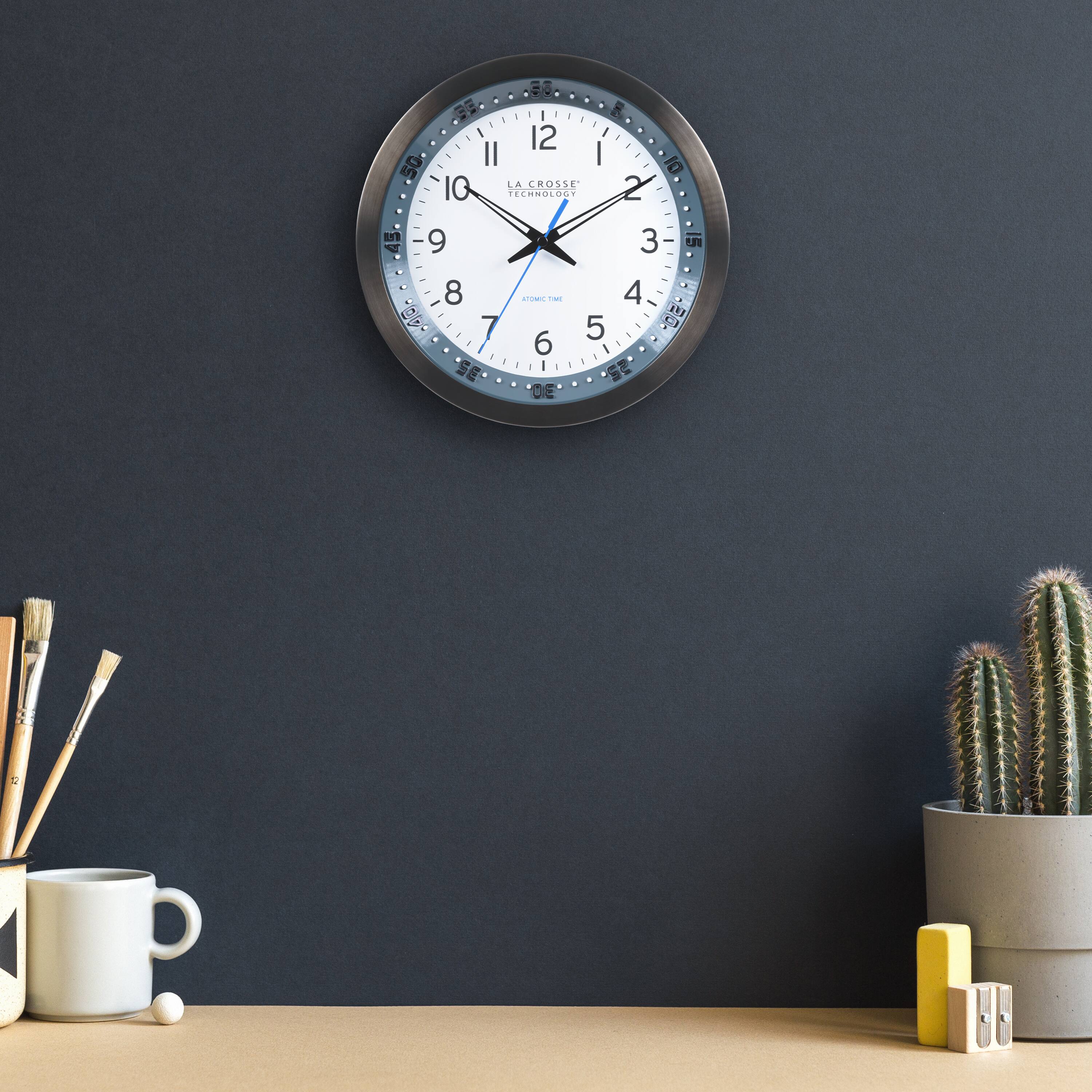 LA CROSSE TECHNOLOGY  
ATOMIC TIME  
12  
11  
10  
9  
8  
7  
6  
5  
4  
3  
2  
1  
IQ  
45  
30  
15