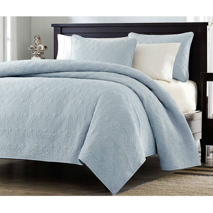 Angle. Hivvago - Full / Queen size Quilted Bedspread Coverlet with 2 Shams in Light Blue - Light Blue.