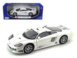Saleen S7 1/18 Diecast Model Car by Motormax - White