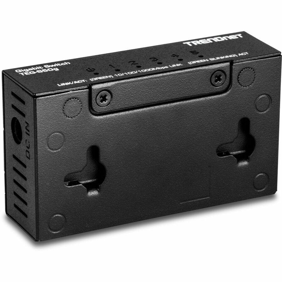 TRENDnet  
Gigabit Switch  
TEG-8500G  

1. LINK/ACT: (GREEN) 10/100/1000  
2. LINK/ACT: (GREEN BLINKING) ACT  
3. LINK/ACT: (GREEN) 10/100/1000  
4. LINK/ACT: (GREEN BLINKING) ACT  

DC IN