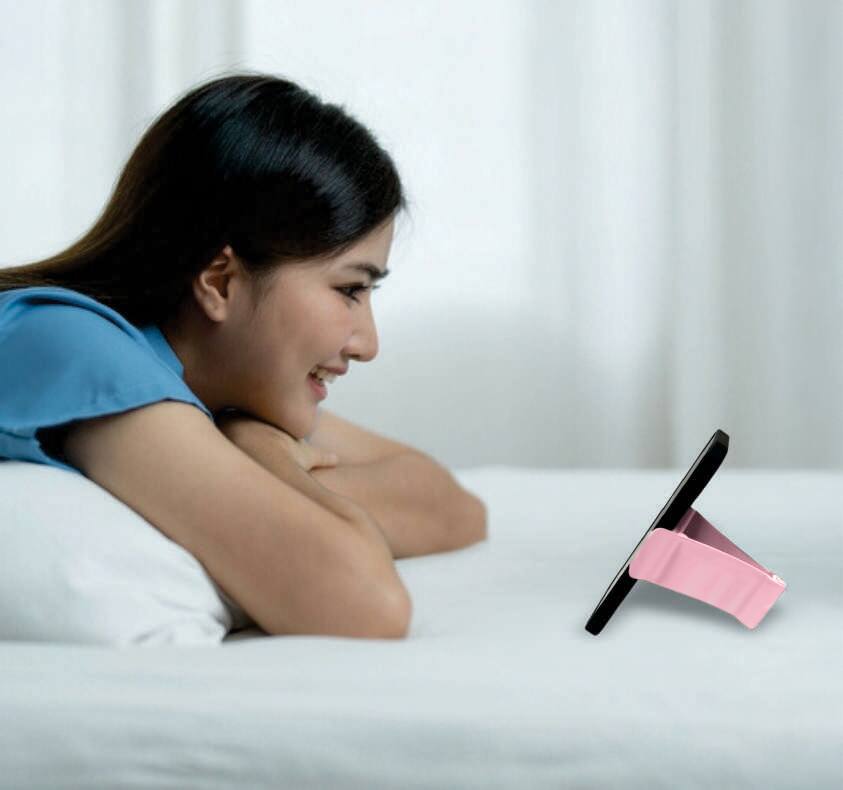 Left. GoBrands - GatorGrip Phone Stand - Bubblegum Pink.