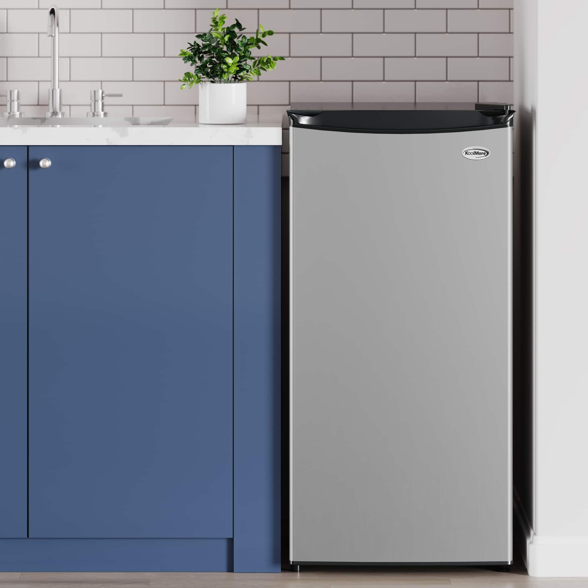 Koolmore 21 in. Convertible Refrigerator/Freezer 4.2 cu. ft. in
