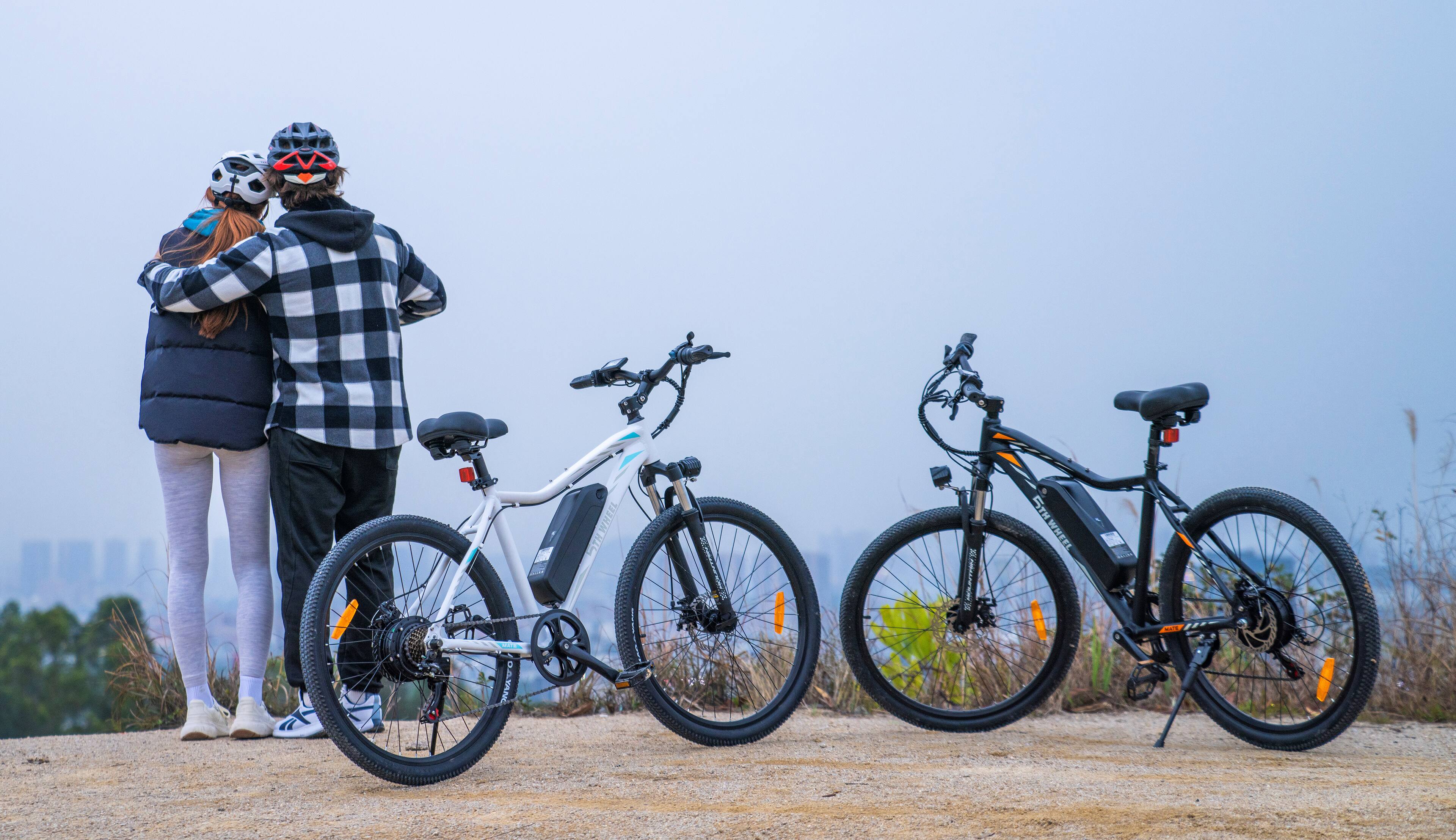 CAYANC STNWHEEL n Xracne 5TH 5TH WHEEL . SC