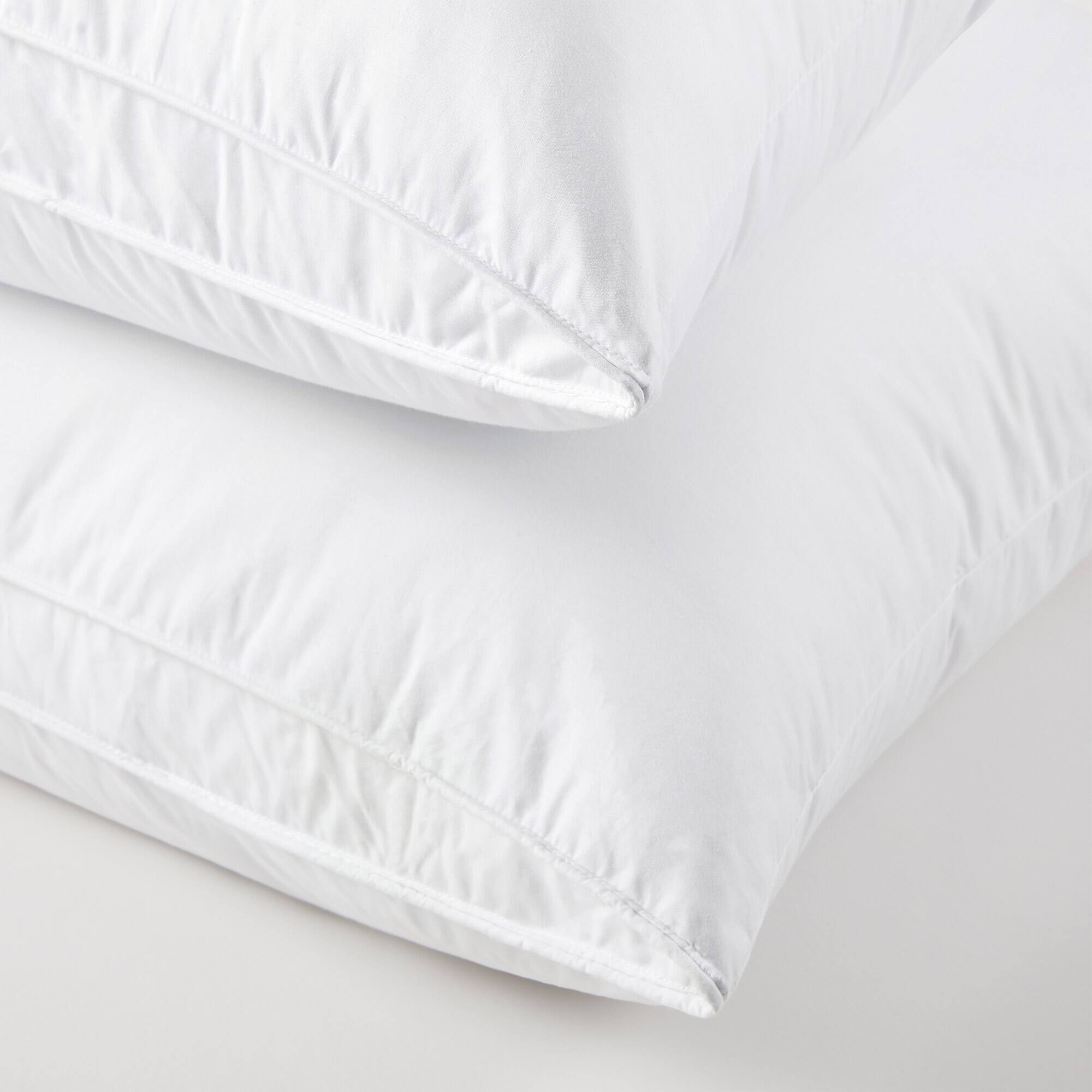 Left. Peace Nest - Peace Nest Cotton Cover Goose Feather Pillows for Side & Back Sleepers Set of 2, Oval Gusseted, Queen - Oval Gusseted.