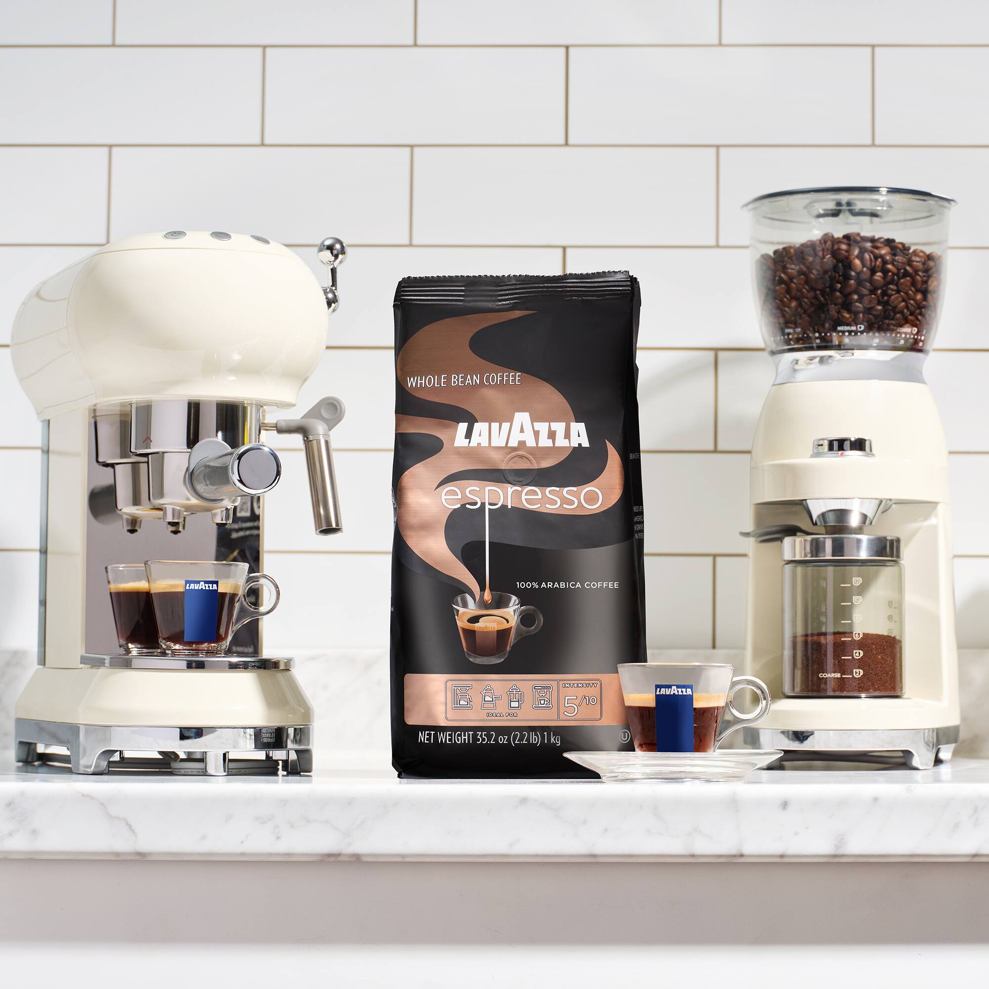 WHOLE BEAN COFFEE LAVAZZA espresso 100% ARABICA COFFEE  
NET WEIGHT 35.2 oz (2.2 lb) 1 kg