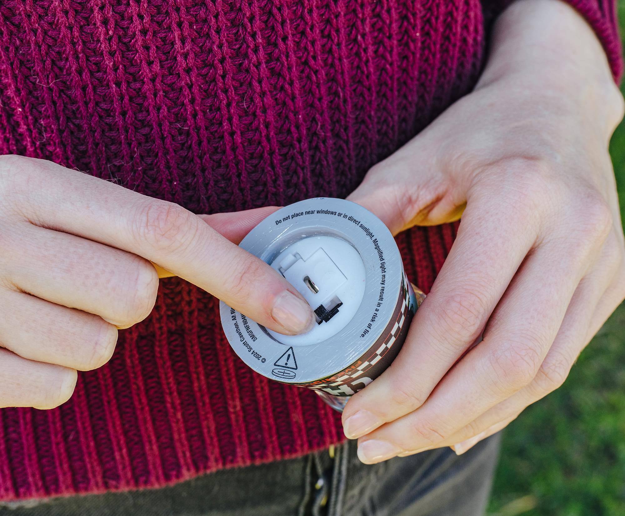 2 Al Cawthon SMOFNF804 Scott 2024

Do not place near windows or direct sunlight. Magnified light may result in the risk of fire.

Do not place near windows or in direct sunlight. Magnified light may result in a fire risk.