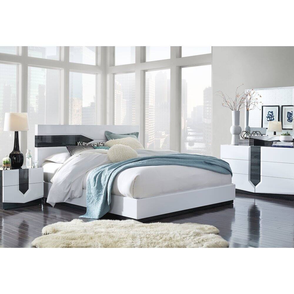 Alt View 2. Global Furniture USA - Contemporary Hudson White Hg Nightstand, White - White.