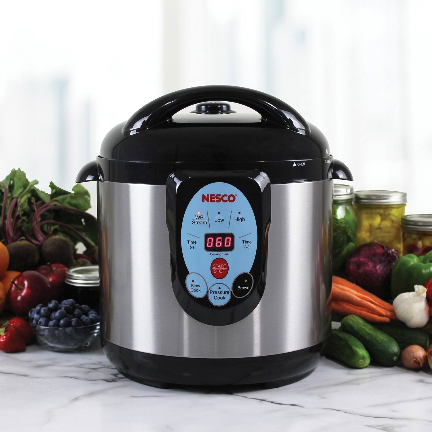 NESCO  
WB Steam  
Low High  
Time 860  
Cooking Time - 0:00  
START STOP  
Pressure Cook  
Brown  
Slow Cook  
Pre Cook