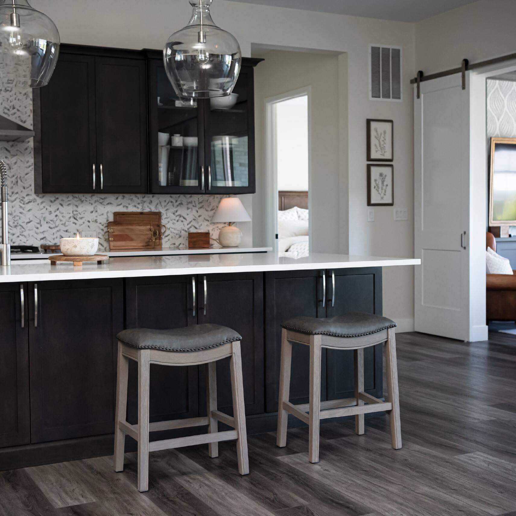 Back. Maven Lane - 26" Adrien Saddle Counter Stool In Reclaimed Oak With Vegan Leather - Reclaimed Oak.