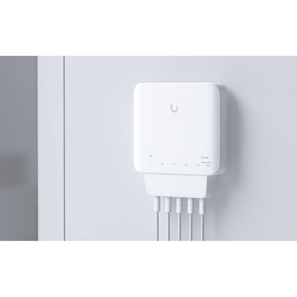 Alt View 3. Ubiquiti - Flex 5-Port Managed Gigabit PoE Network Switch USW-Flex - White.