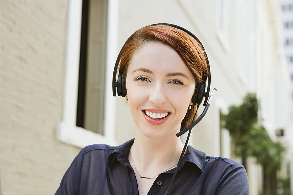 Alt View 16. Logitech - H650e Stereo Wired On-ear Headset - Black.