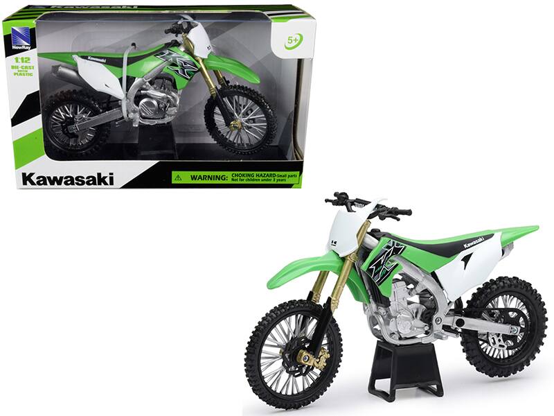 NewRay  
1:12  
DIE-CAST PLASTIC  

Kawasaki  

WARNING: CHOKING HAZARD - Small parts  
Not for children under 3 years  

5+