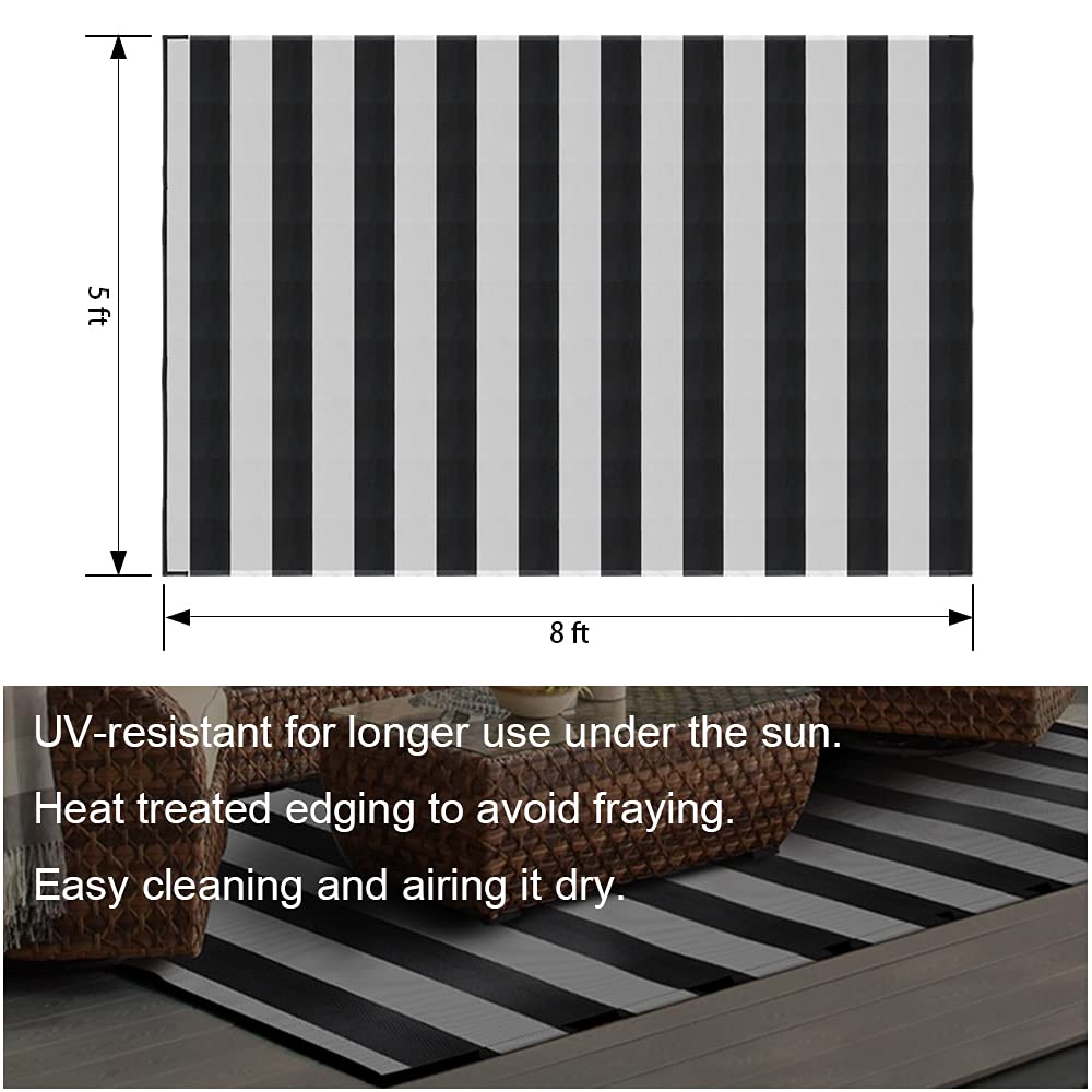 5 ft x 8 ft  
UV-resistant for longer use under the sun.  
Heat treated edging to avoid fraying.  
Easy cleaning and airing it dry.