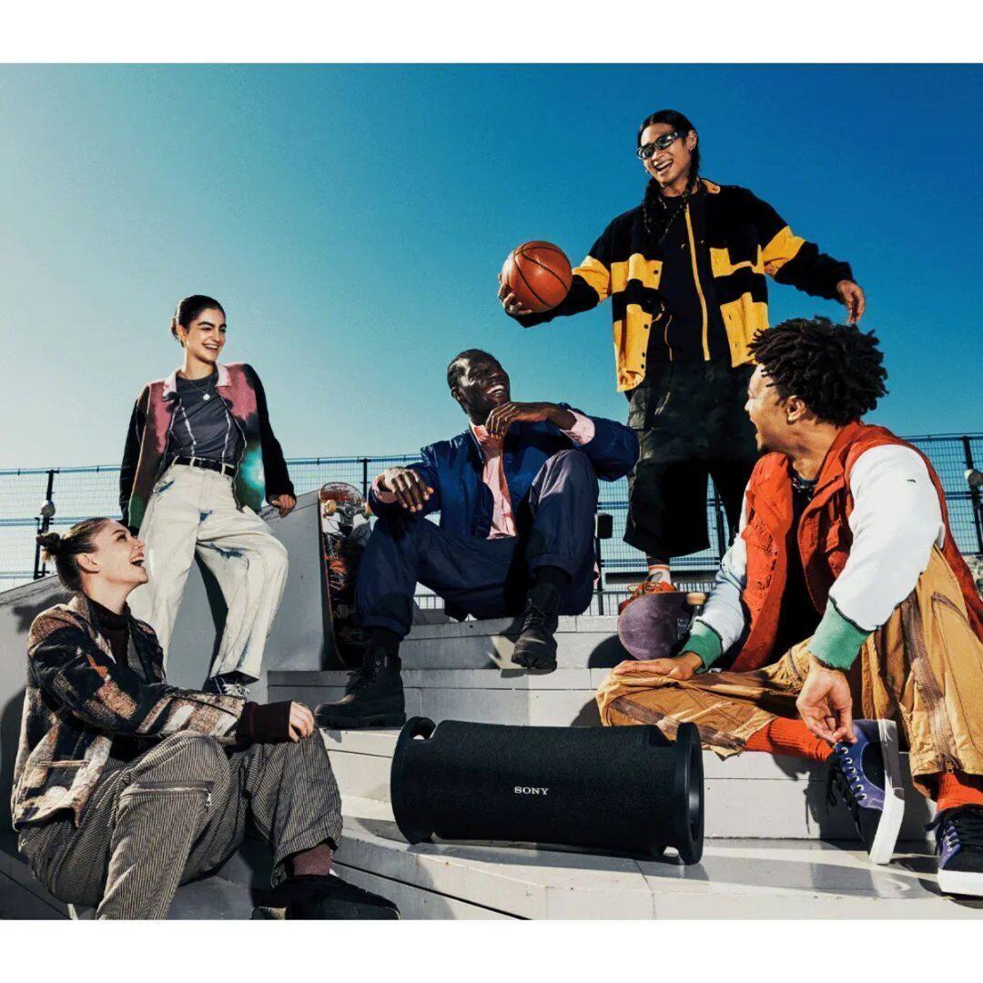 Left. Sony - Sony ULT FIELD 7 series Speakers - SRSULT70 ( Stereo Pair, Black).