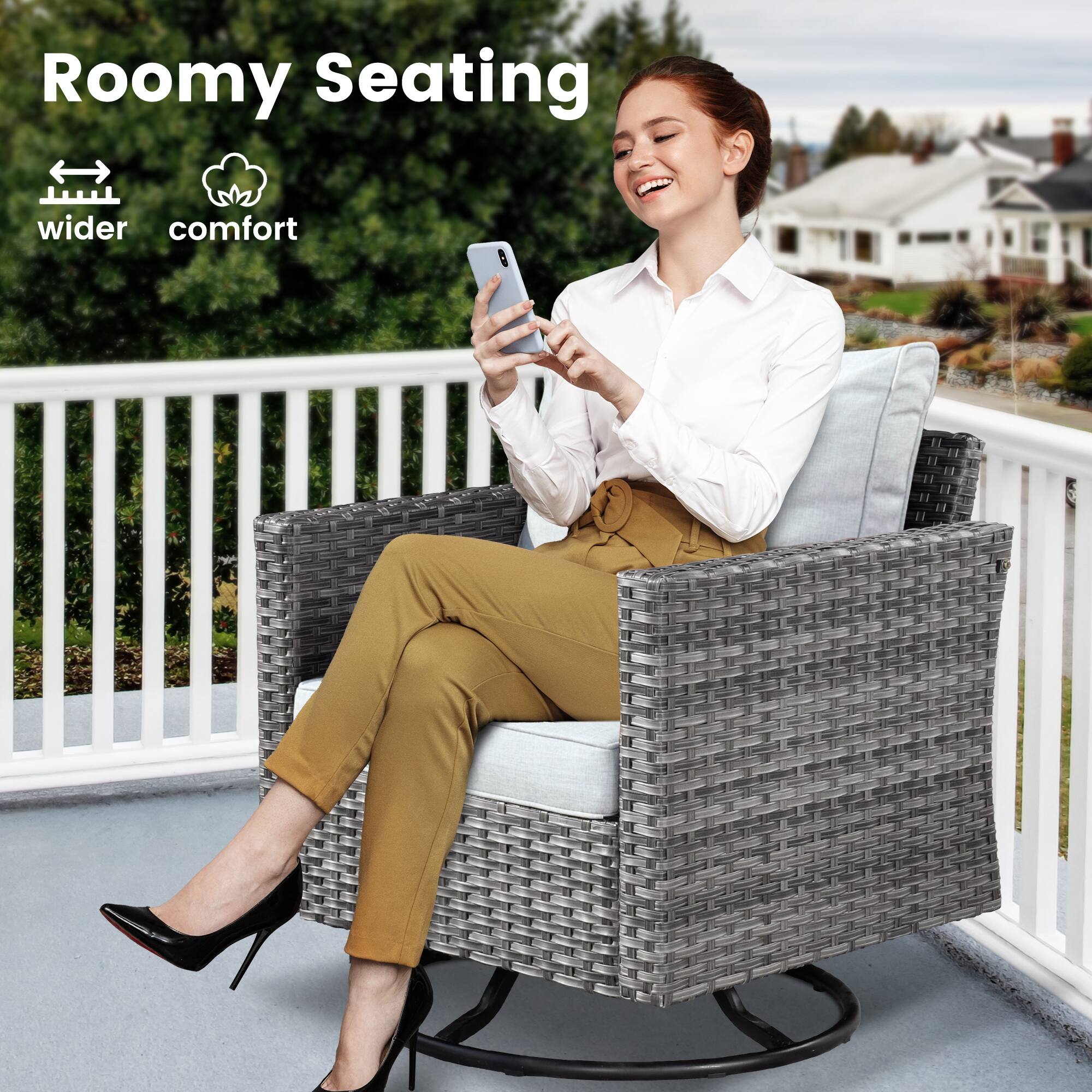 Roomy Seating  
wider comfort