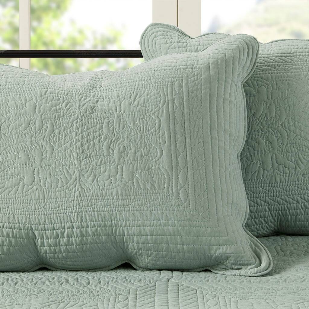 Alt View 2. Gracie Mills - Gracie Mills Salvatore 6-Piece Reversible Cottage-Inspired Scalloped Edges Daybed Set - Seafoam.