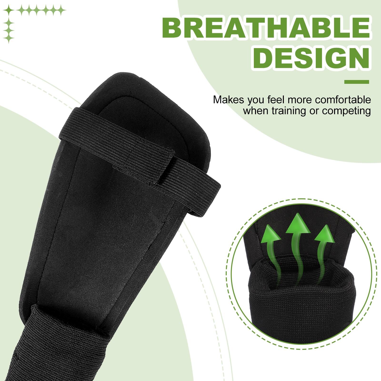 BREATHABLE DESIGN  
Makes you feel more comfortable when training or competing