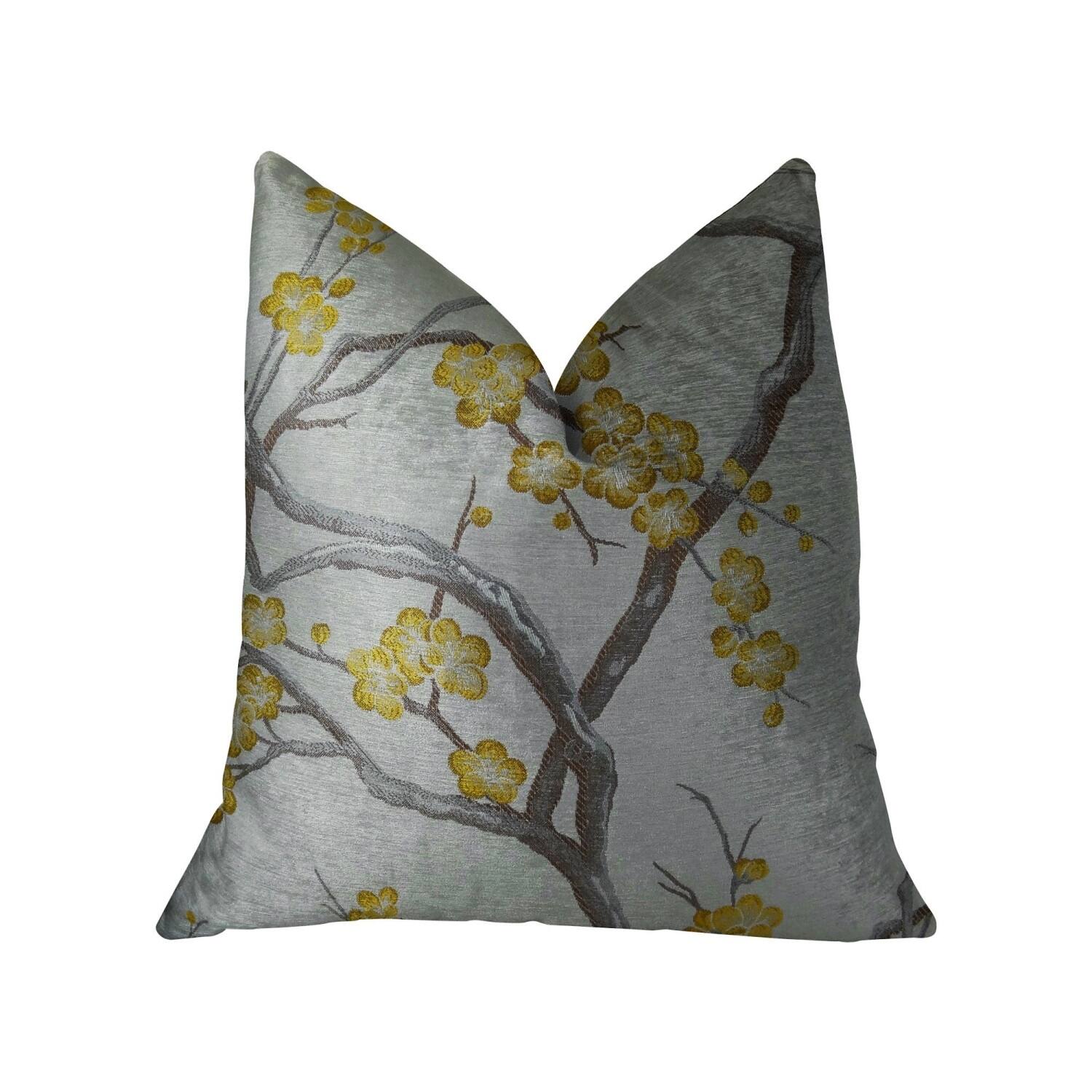 Front. Plutus Brands - Vesoul Handmade Throw Pillow (18" x 18") - White, Gray.