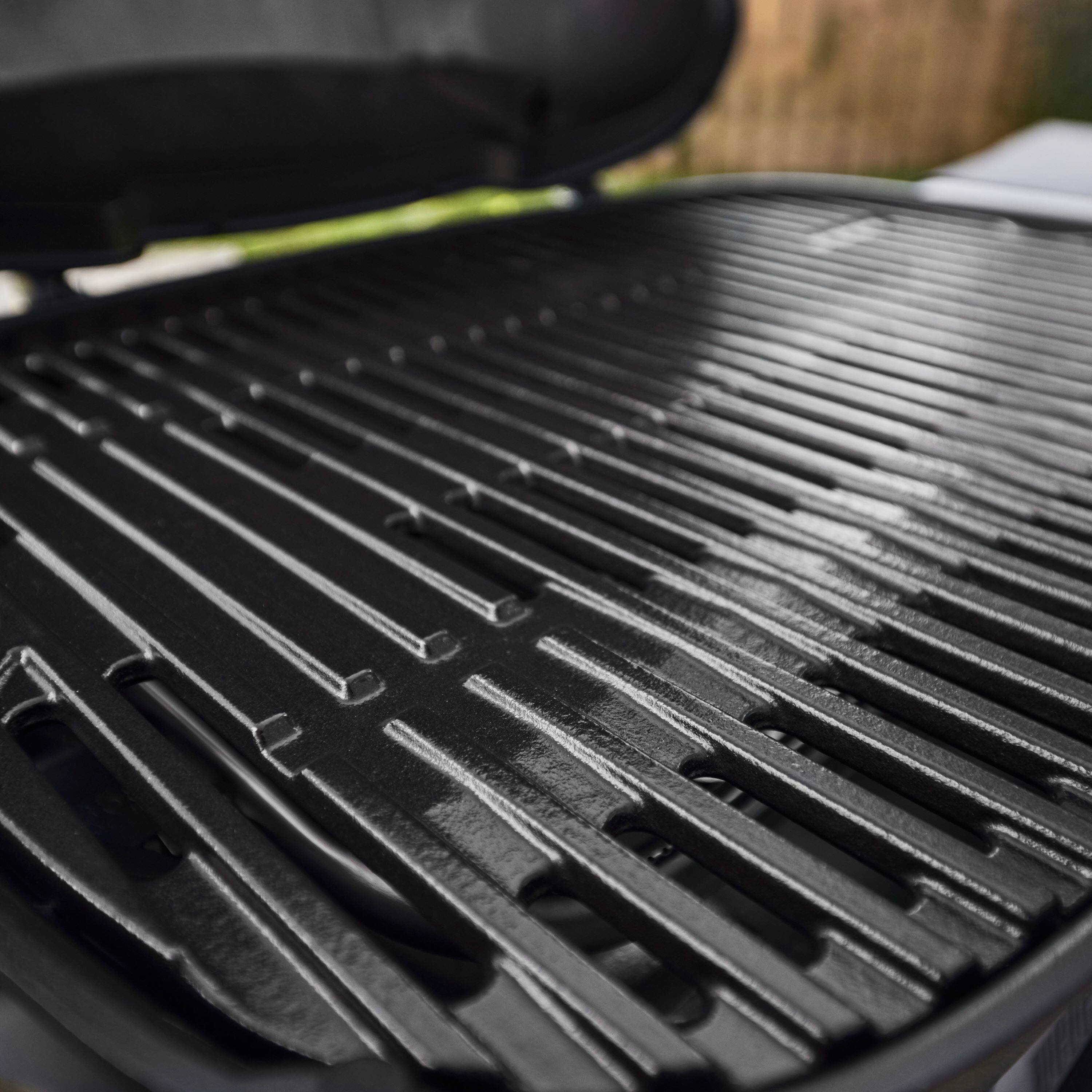 Alt View 21. Weber - Q 2800N+  liquid Propane Gas Grill With Stand - Mindnight Black.