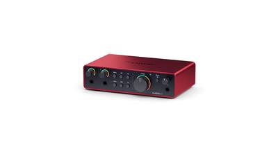 Focusrite Scarlett 2i2 Studio 4th Generation Audio Interface with Focusrite Scarlett 2i2 Studio 4th Generation Audio Interface with