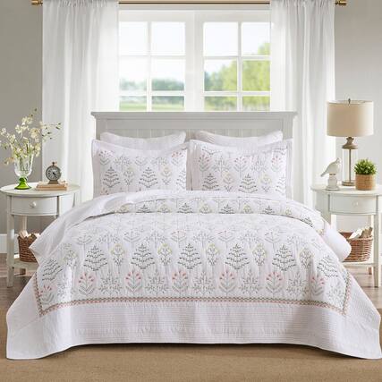 Front. MarCielo - MarCielo 3Pcs 100% Cotton Botanical Elegance Quilted Bedspread Set - White.