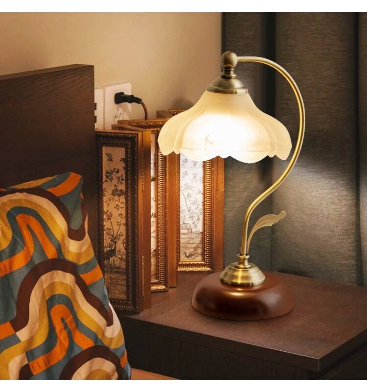Alt View 3. Cluzine - Elegant Vintage Modern Chinese Style Table Lamp, 3 Color Warm Light Bedside Desk Lamp for Bedroom Office Decoration.