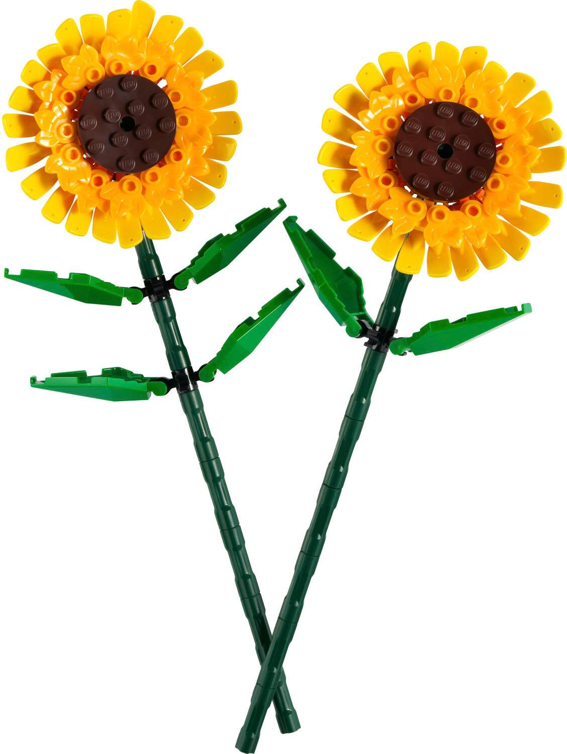 Alt View 13. LEGO - Sunflowers Building Toy Set 40524.