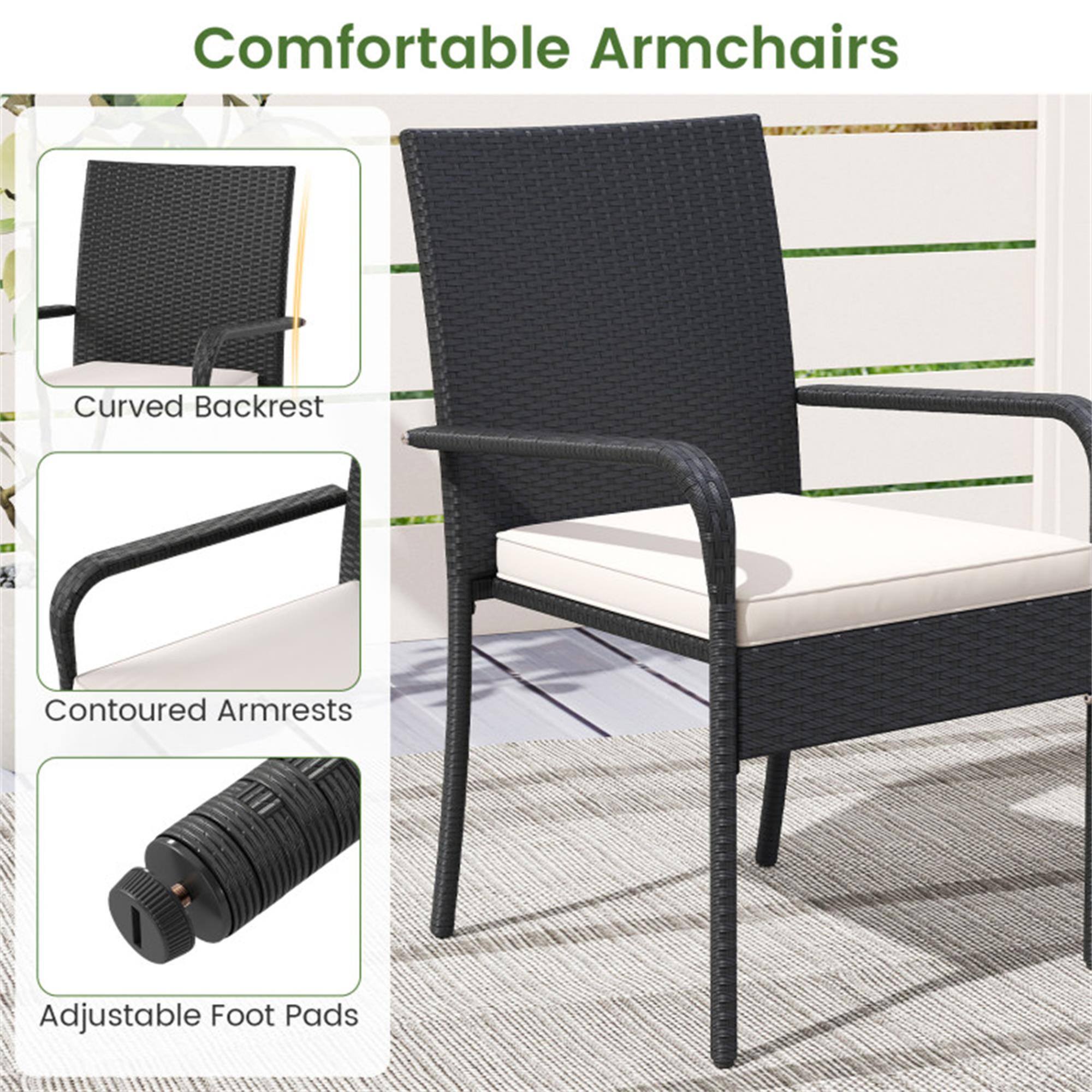 Comfortable Armchairs  
Curved Backrest  
Contoured Armrests  
Adjustable Foot Pads