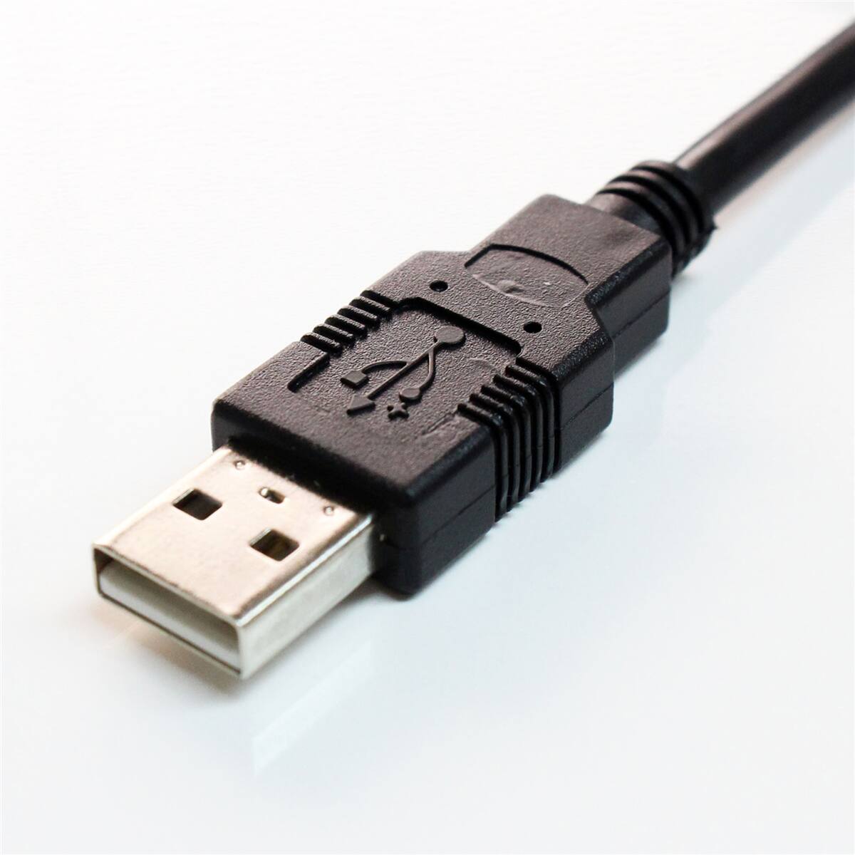 Alt View 2. Tera Grand - Tera Grand 6' Premium USB 2.0 to RS232 Serial DB9 Adapter Cable with Male Thumbscrews.