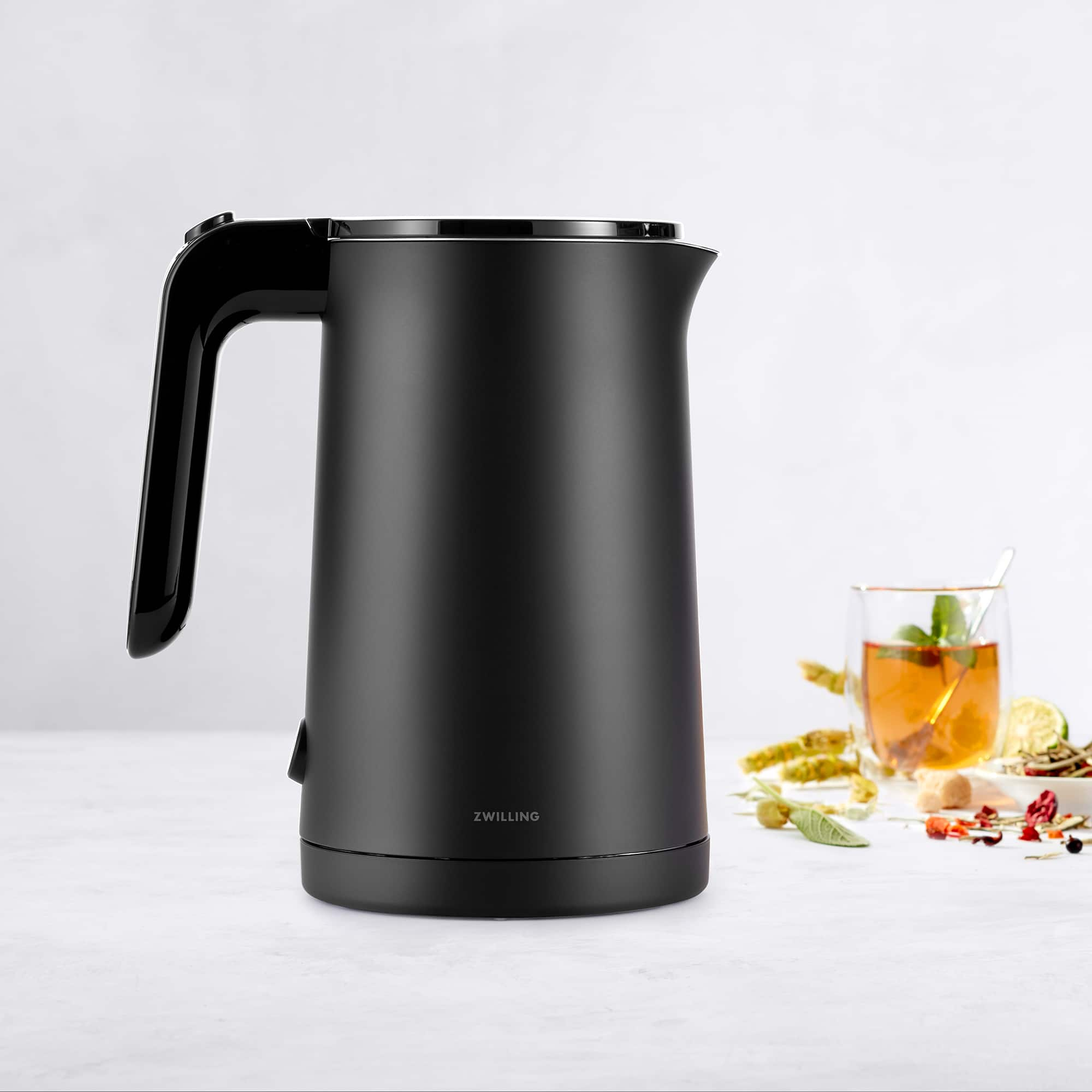 ZWILLING Enfinigy Cool Touch 1-Liter Electric Kettle, Cordless Tea ...