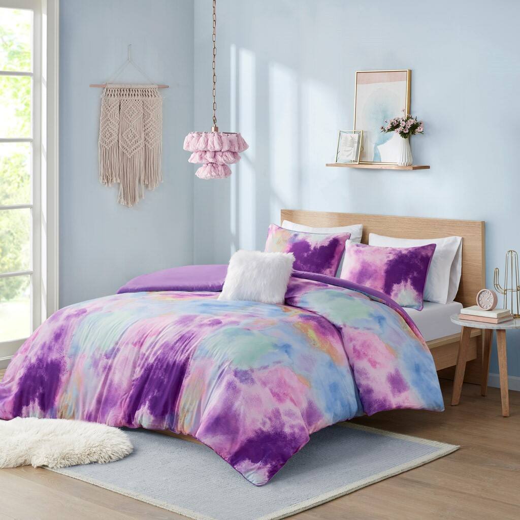 Gracie Mills - Orion Dreamscape Watercolor Tie Dye Comforter Set with Cozy Throw Pillow