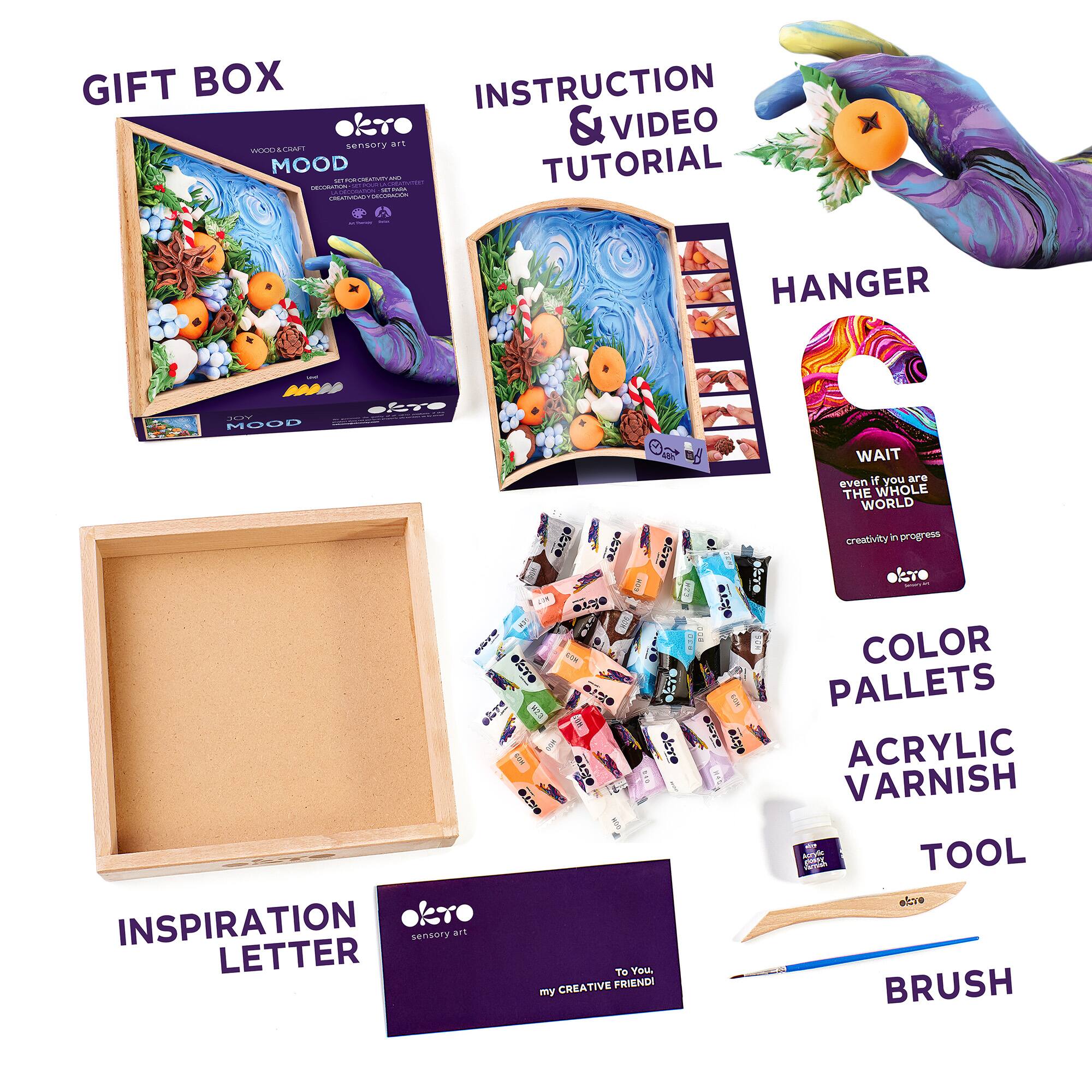 GIFT BOX  
INSTRUCTION & VIDEO TUTORIAL  
HANGER  
INSPIRATION LETTER  
COLOR PALLETS  
ACRYLIC VARNISH  
TOOL  
BRUSH