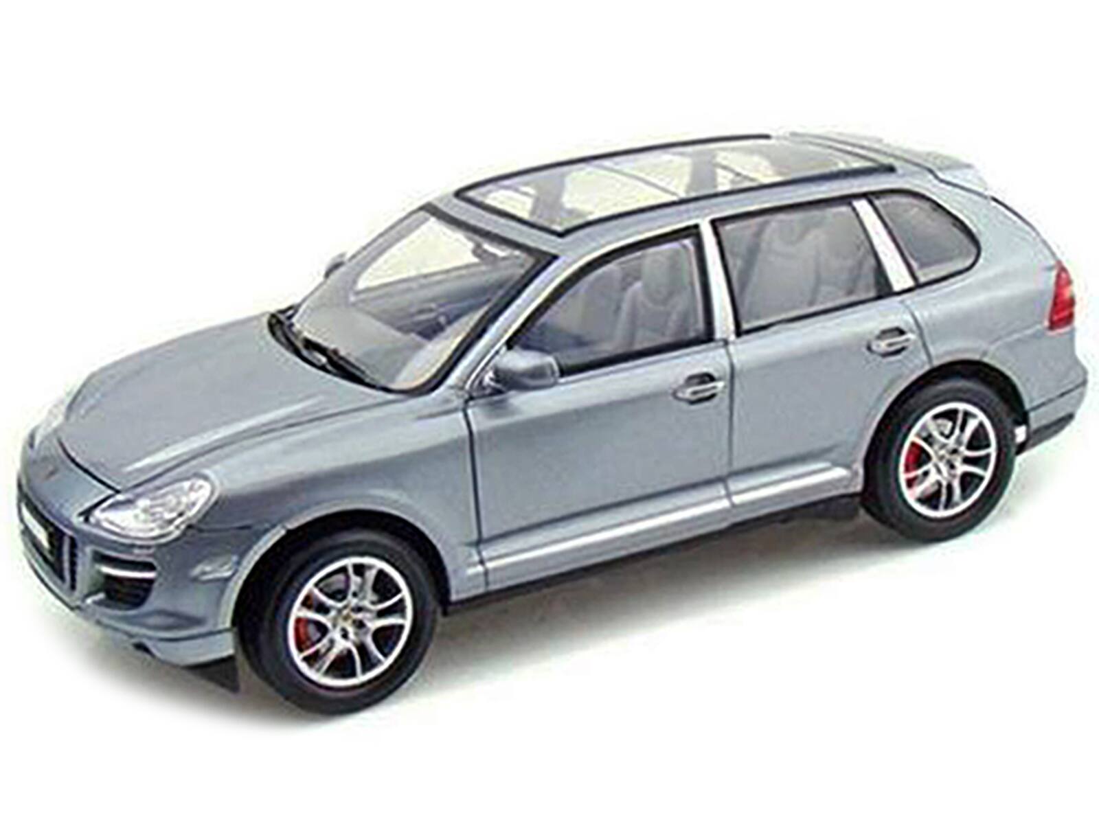 Alt View 1. Motormax - 2008 Porsche Cayenne Turbo Silver 1/18 Diecast Model Car by Motormax.
