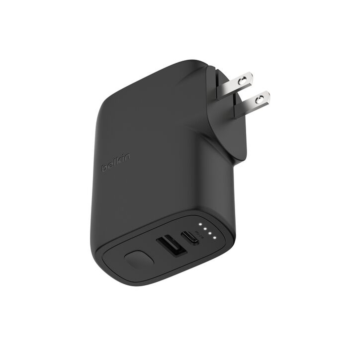 Front. Belkin - BoostCharge Hybrid Wall Charger 25W + Power Bank 5K.
