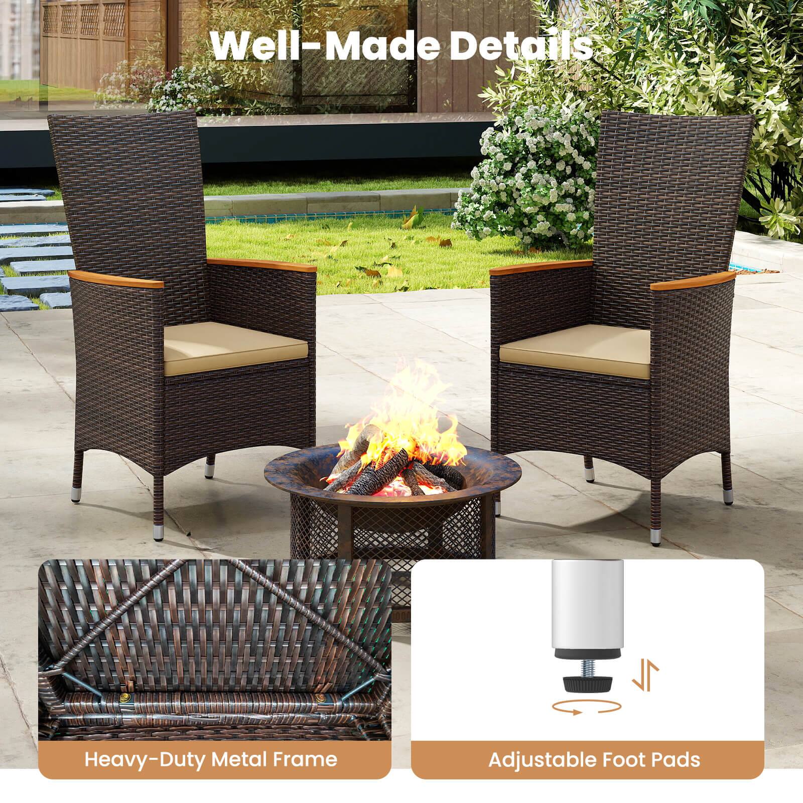 Well-Made Details

Heavy-Duty Metal Frame

Adjustable Foot Pads