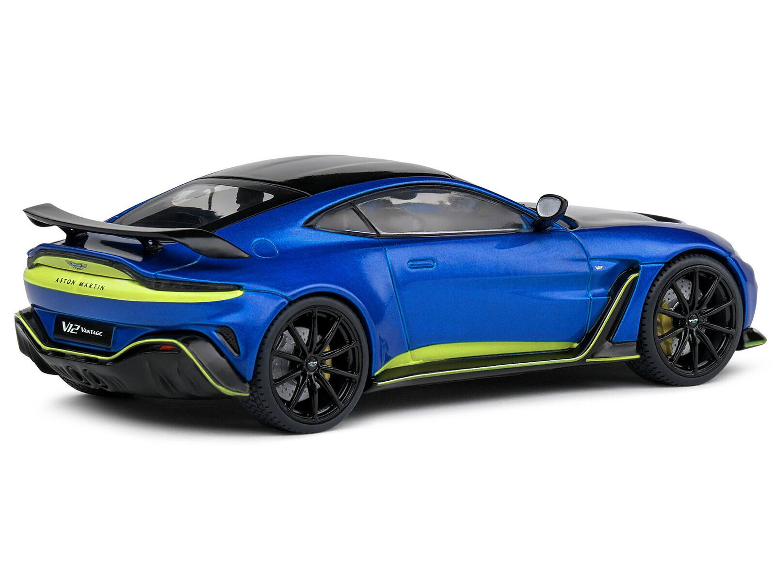 ASTON MARTIN  
V12 VANTAGE