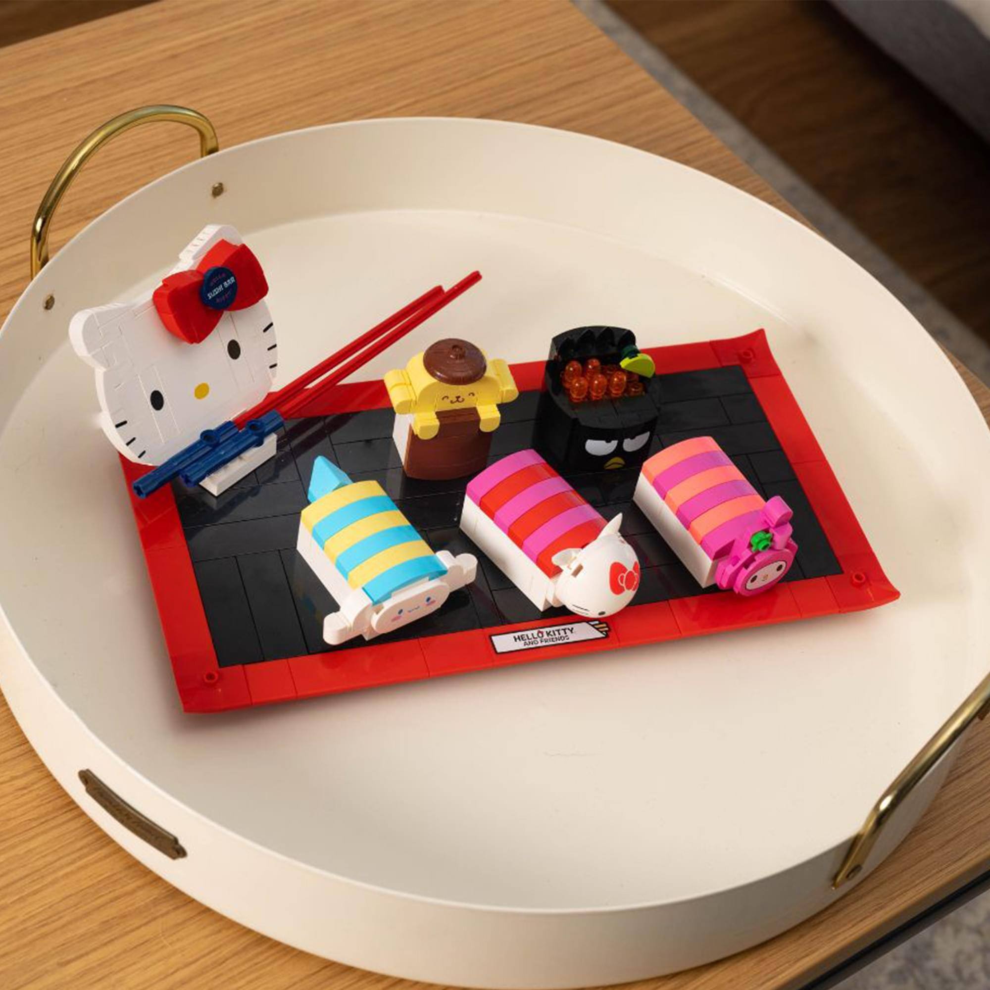 HELLO KITTY and nPer ADS