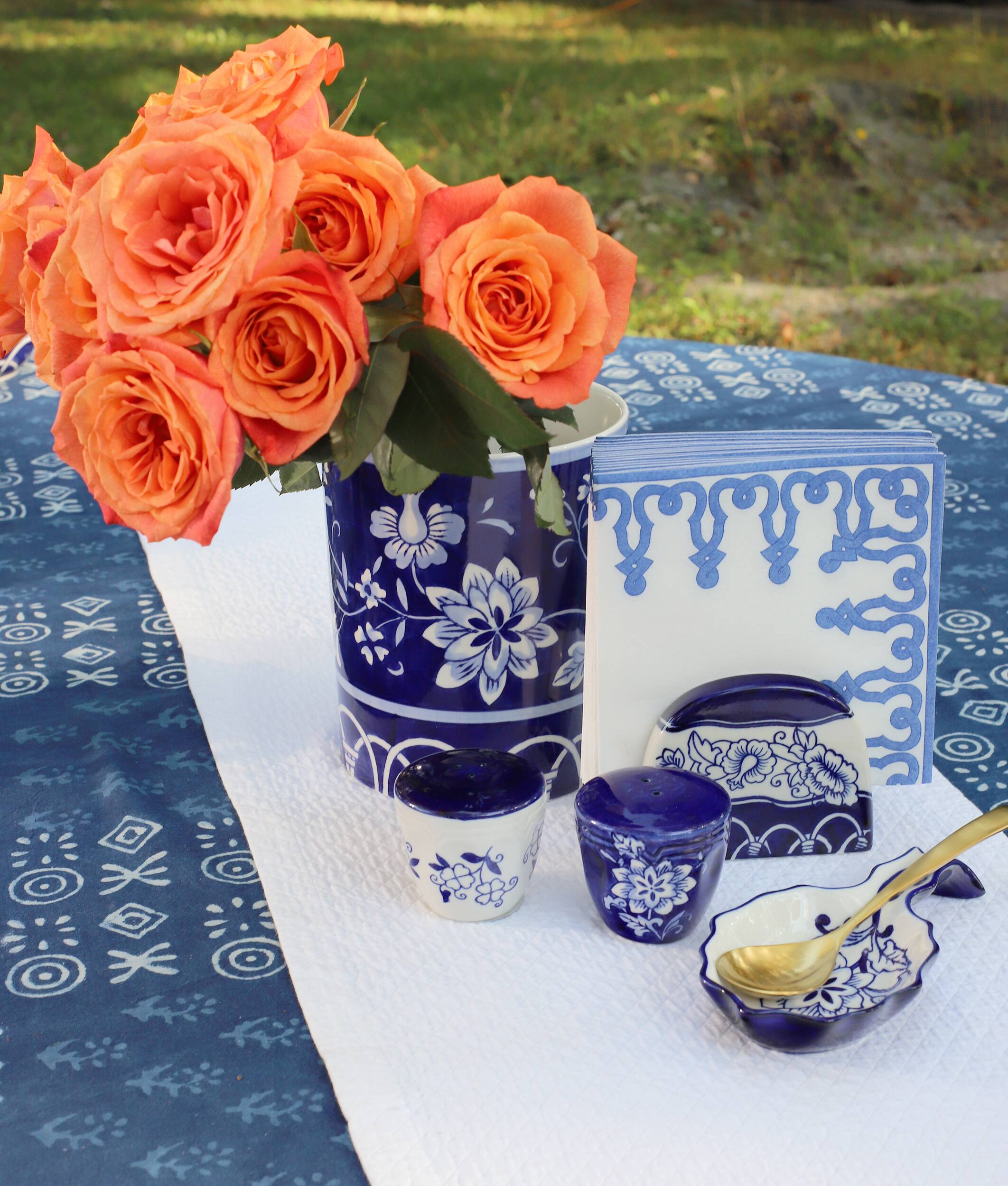 Back. Euro Ceramica Home - Blue Garden Hand-Painted Stoneware Table Accessory Set - Salt and Pepper Shakers and Napkin Holder - Blue and White.