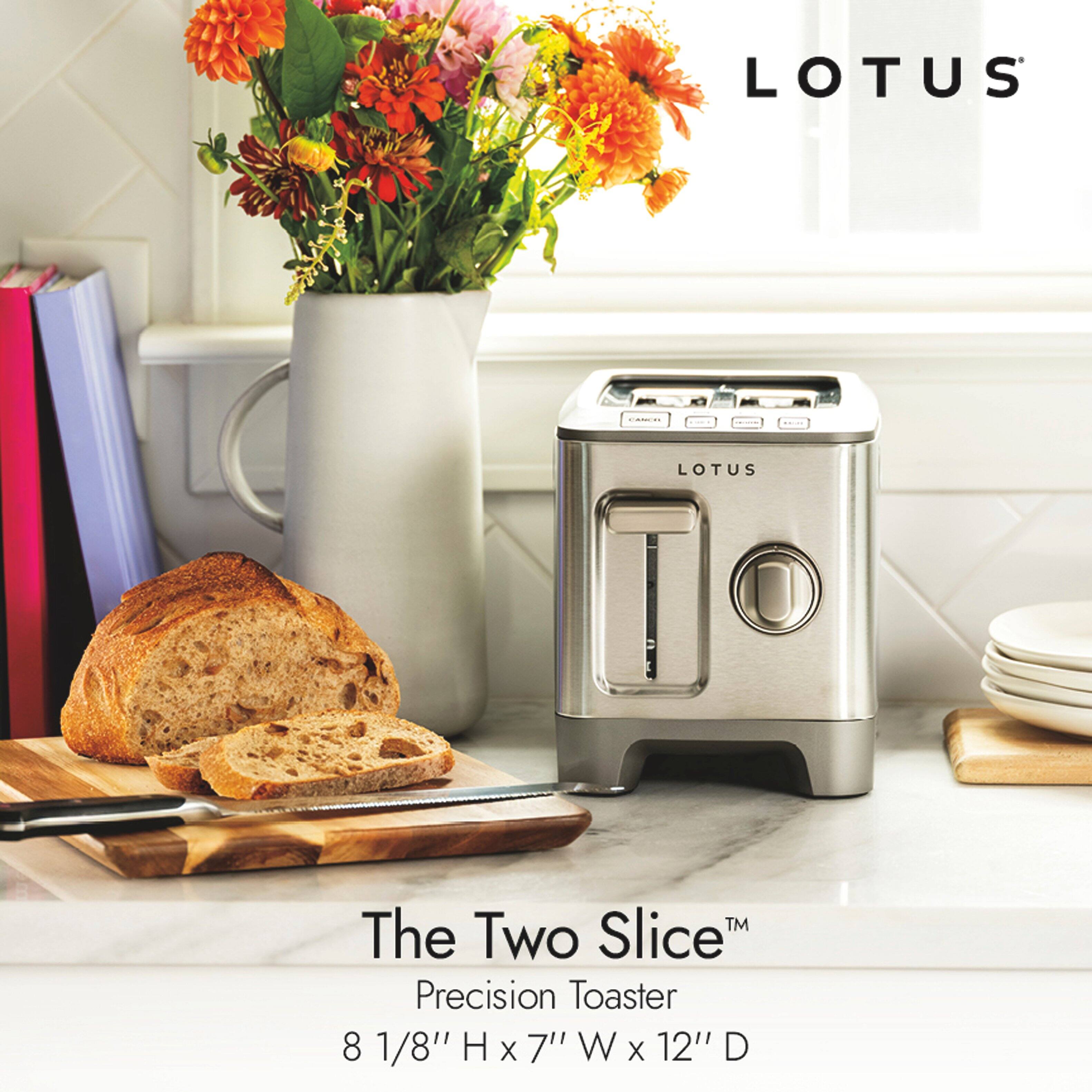 LOTUS  
CANCO  
LOTUS  
TM The Two Slice Precision Toaster  
8 1/8" H x 7" W x 12" D