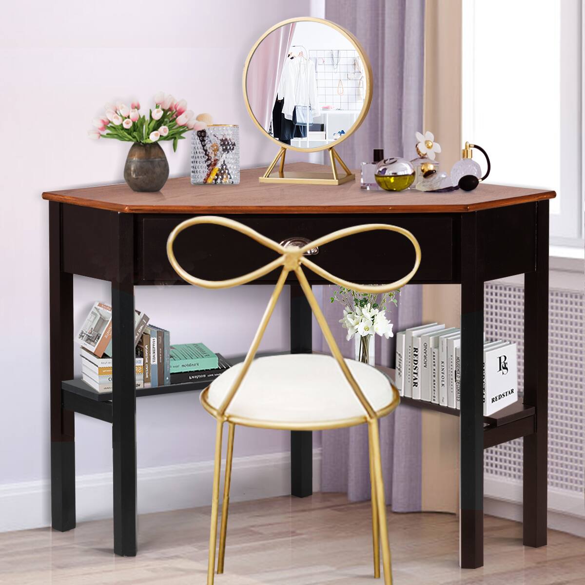 The text on the image is not coherent or organized, so it is not possible to group and correct it.