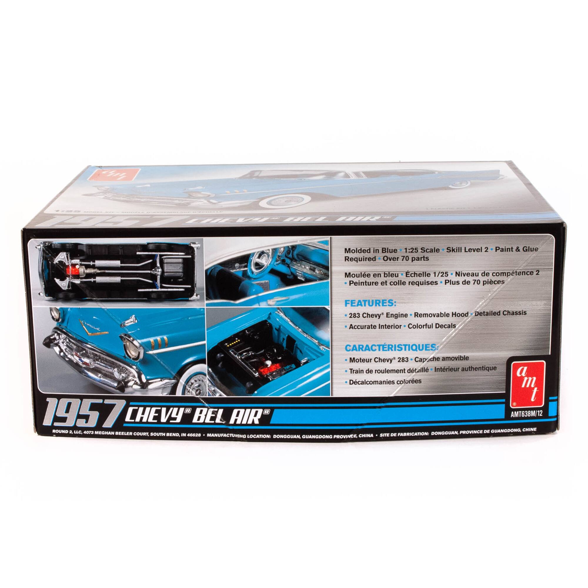 The text on the image reads: "1957 Chevy Bel Air - Molded in Blue 1:25 Scale - Skill Level 2 - Required - Over 70 parts - Paint & Glue - 283 Removable Hood - Detailed Chassis - Chevy Engine - Accurate Interior - Colorful Decals - Features: 283 Removable Hood - Detailed Chassis - Chevy Engine - Accurate Interior - Colorful Decals - Caracteristiques: Moteur Chevy 283 - Capoche amovible - Train de roulement dtaill Intrieur authentique - Dcalcomanies colores m t 1957 - AMT638M/12 - CHEVY BEL AIR - CARE a mra MEGTAN LR IOOSAA PEUVINCE COURT SOUTH REa 0028 - MANUTALTURTHNO CASILA SITE DE FARRIATN LOCATION PAN UANGER PROVINCA."