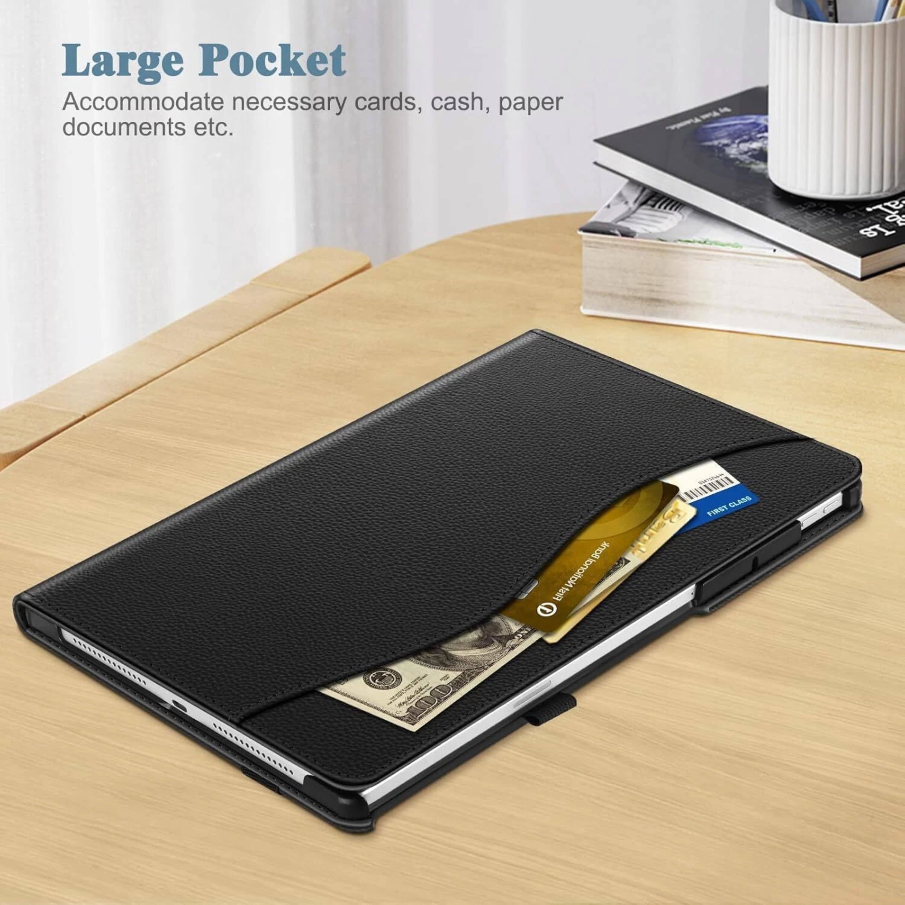 Large Pocket  
Accommodate necessary cards, cash, paper documents etc.