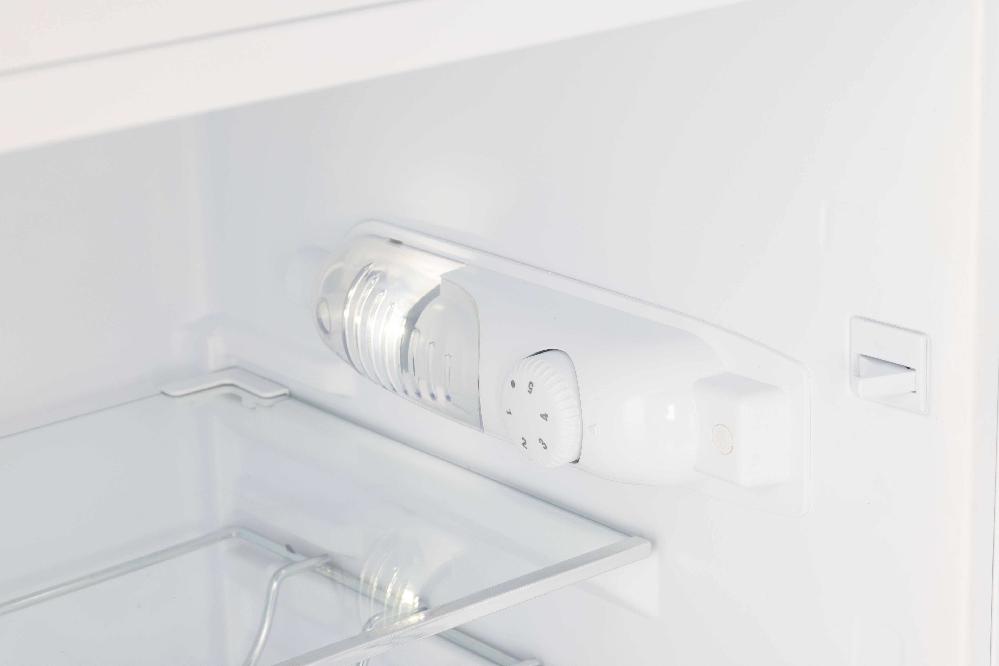 Alt View 6. Unique Appliances - Classic Retro 7.5cu.ft Compact Top Freezer Refrigerator - Ocean Mist Turquoise.