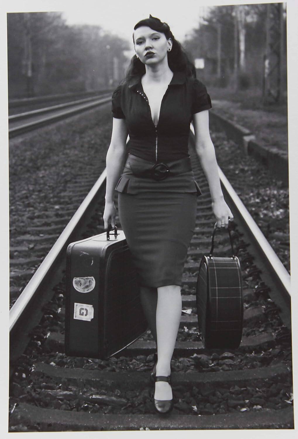 Alt View 4. Photo Paper Direct - Matte True Fine Art Paper 11x17 for Inkjet Printers (25 sheets/270 gsm) - White.