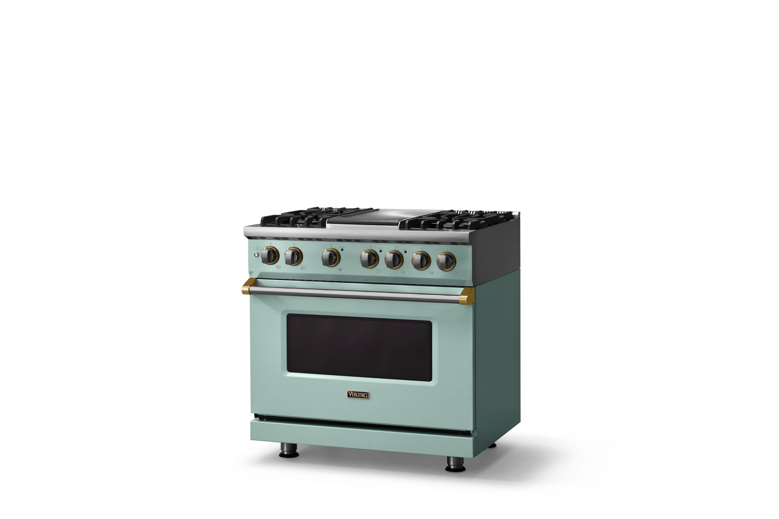 Angle. Viking - 36"W. Pro5S 5.6 Cu. Ft. Freestanding Self-Clean Sealed 4B LP DF Convection Range/Grdl-Splash/Brushed Brass - Splash.