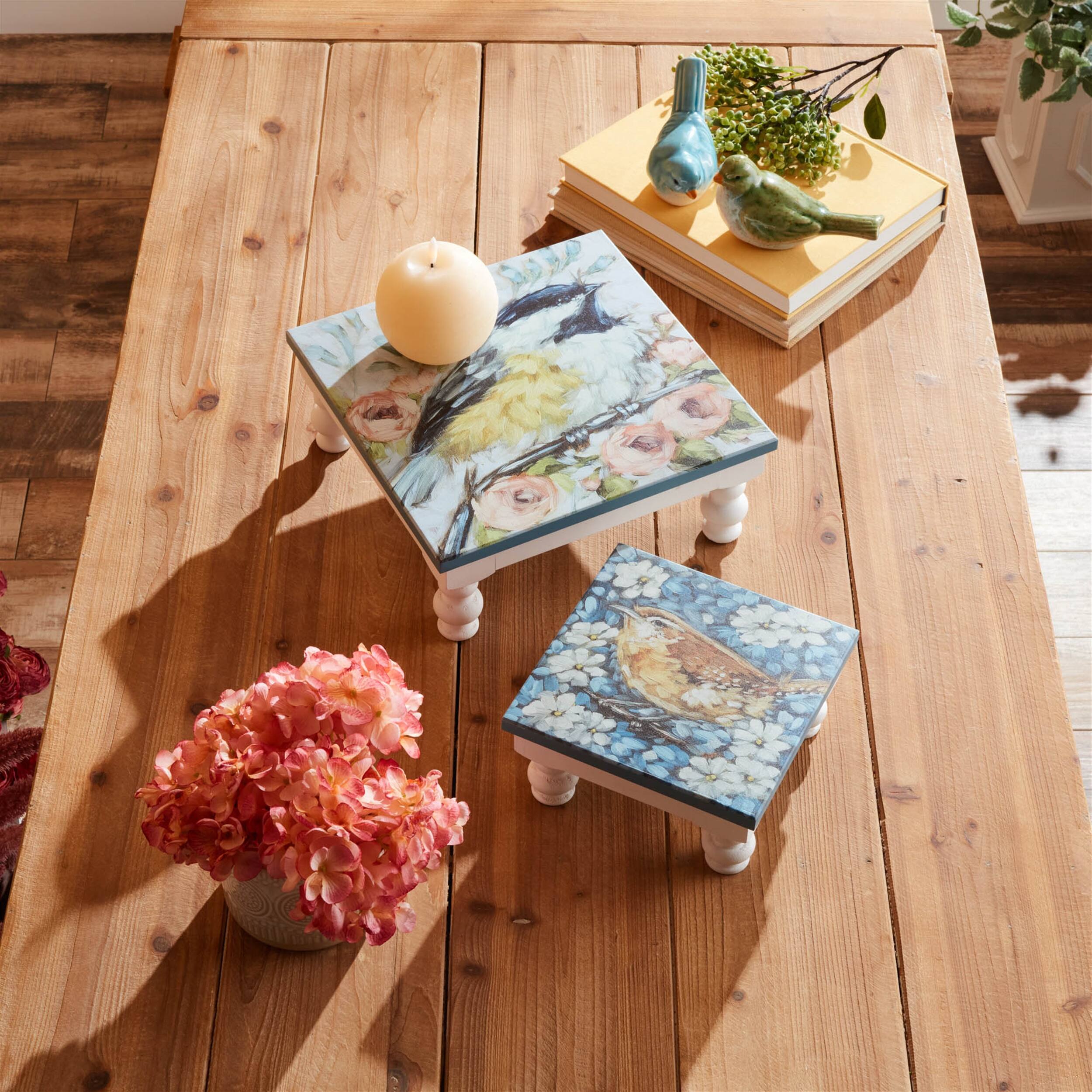 Angle. BreeBe - Wooden Floral Bird Pedestal Tray (Set of 2) - Blue, White.