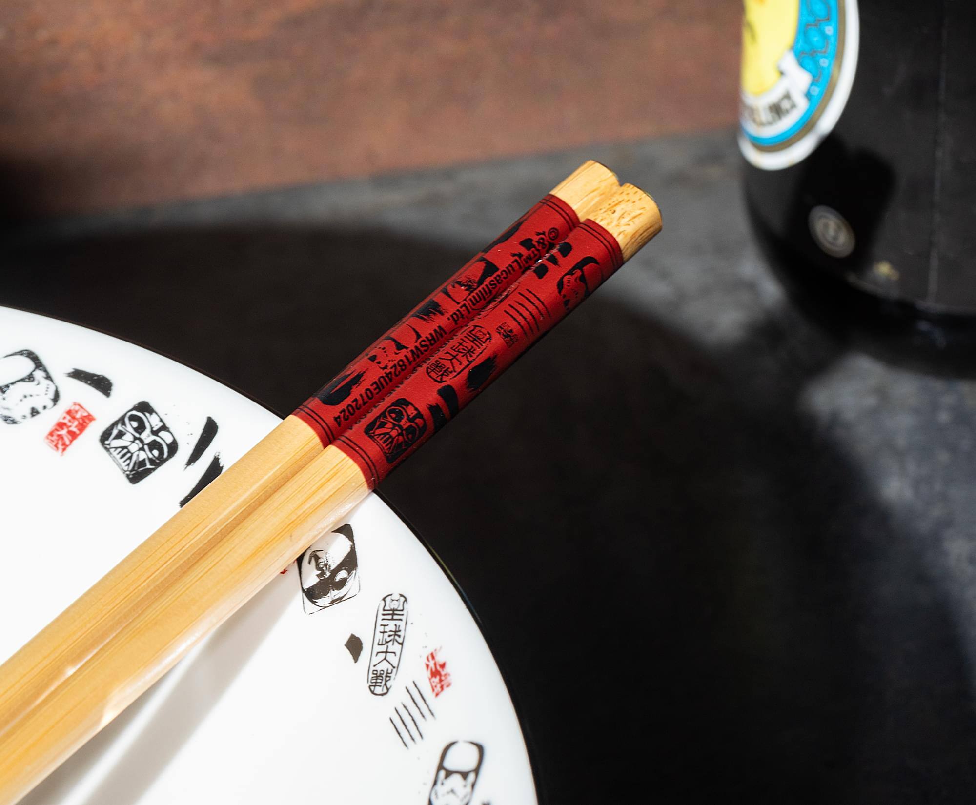 4 5 & Lucasfilm Ltd. WRSW1824UE072024 WRSW182