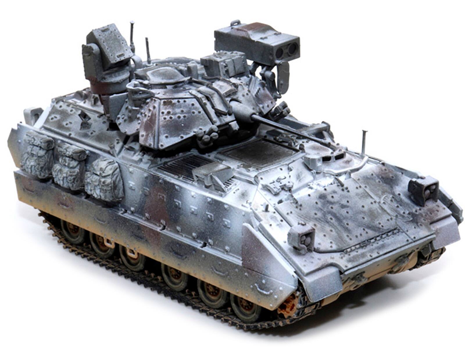 Left. Dragon Models - United States M2A3 Bradley IFV Camouflage (Snowy Version) "NEO Dragon Armor" Series 1/72 Plastic Model by Dragon Models - Multi.