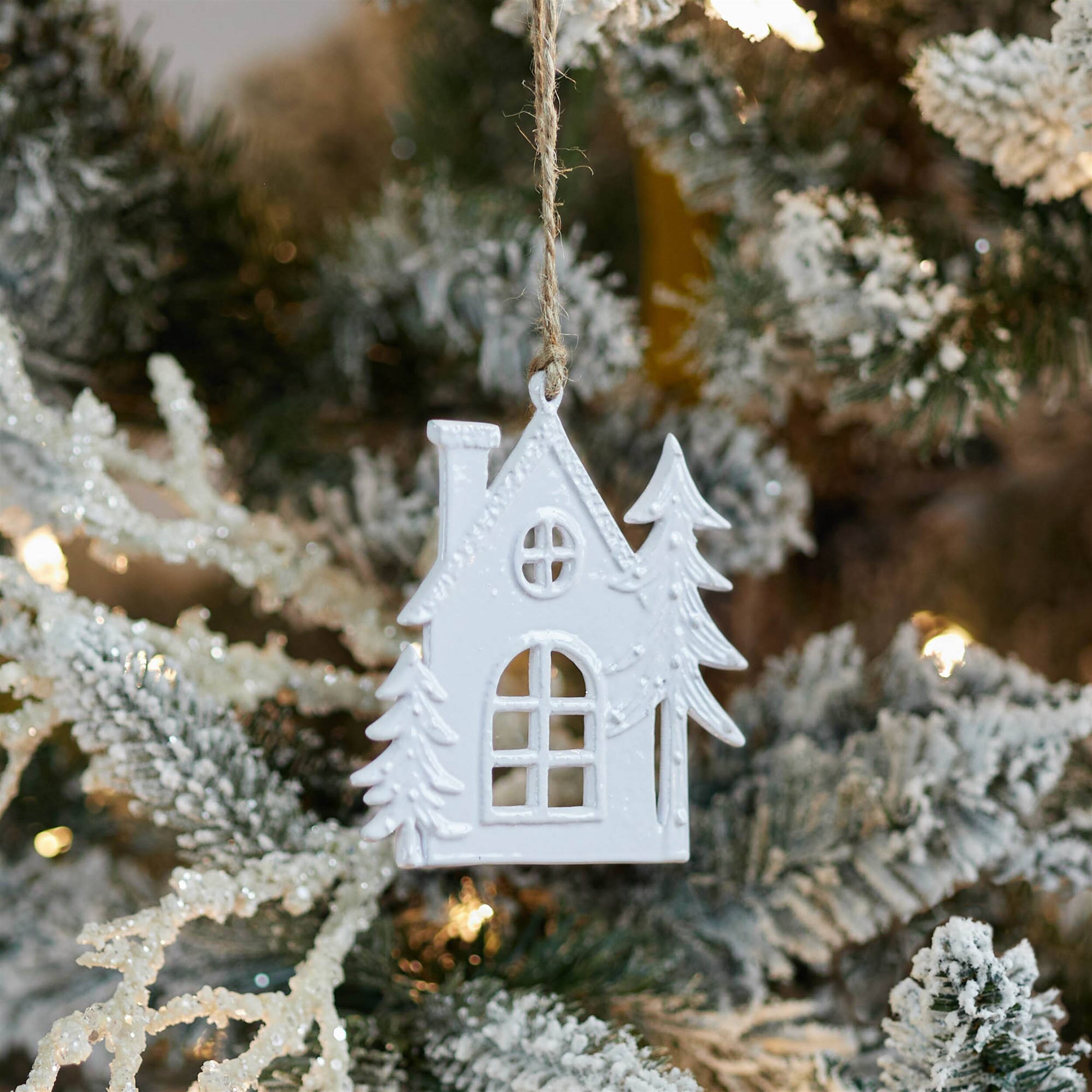 Angle. BreeBe - House Ornament (Set of 12) - White.